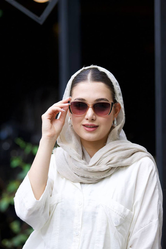 عینک آفتابی زنانه طرح فندی مدل آفتاببانو کد 0649 علیدسا - تصویر 2