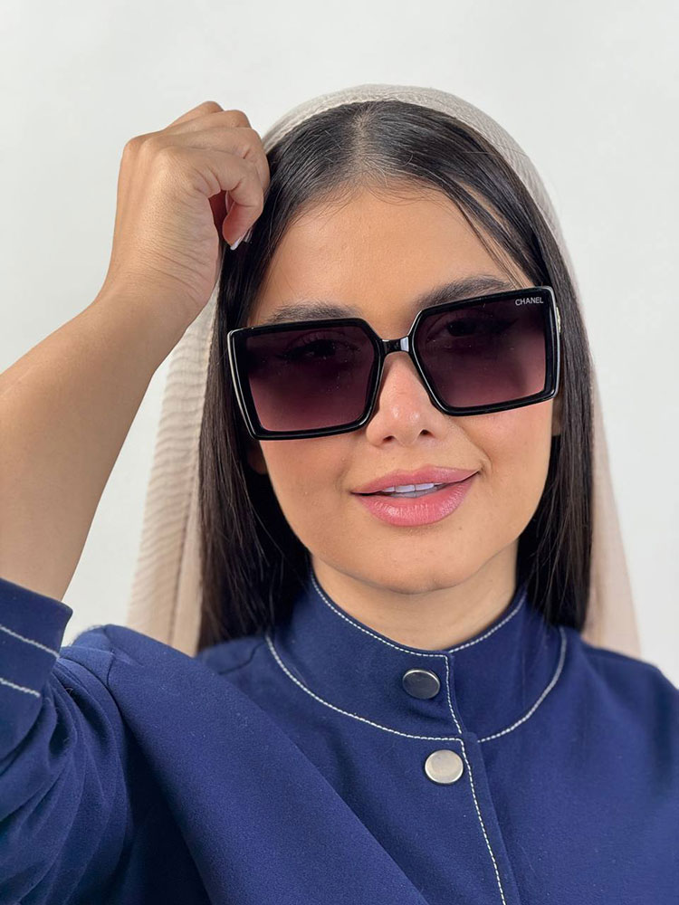 عینک آفتابی زنانه شنل مدل آفتاب‌بانو با فریم مشکی و عدسی UV400، طراحی مدرن و شیک، مناسب برای استایل روزمره و هدیه