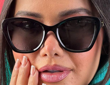 عینک آفتابی زنانه پلاریزه مدل آفتاب‌گردان با فریم سبک و عدسی UV400، مناسب برای استایل روزمره و رانندگی، هدیه‌ای شیک برای خانم‌ها