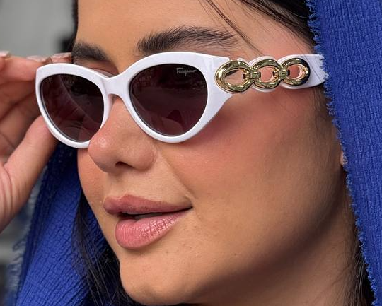 عینک آفتابی زنانه سفید مدل آیریس 6817 علیدسا با فریم مربعی و عدسی UV400، مناسب برای استایل روزمره و هدیه
